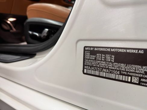 Used 2018 BMW 530i xDrive AWD/4WD image 39
