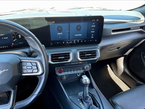 Used 2025 Ford Mustang Premium RWD image 18