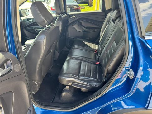 Used 2018 Ford Escape Titanium AWD/4WD image 19