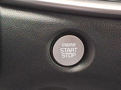 New 2026 Kia Sorento S image 17