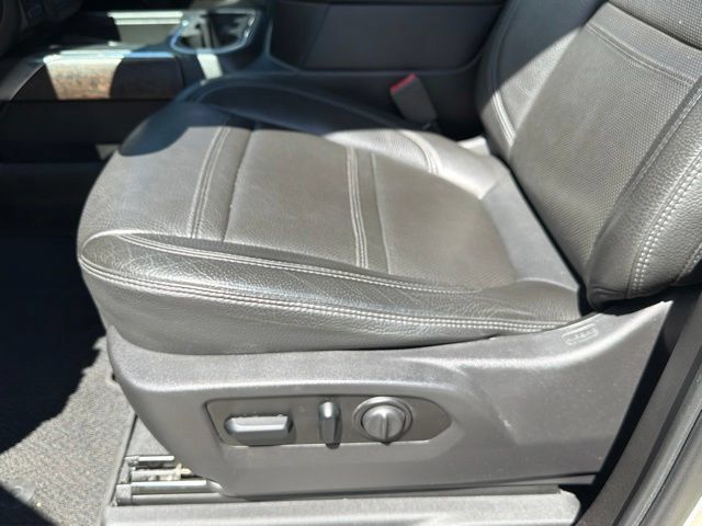 Used 2020 GMC Sierra 2500 Denali w/ Denali Ultimate Package AWD/4WD image 24