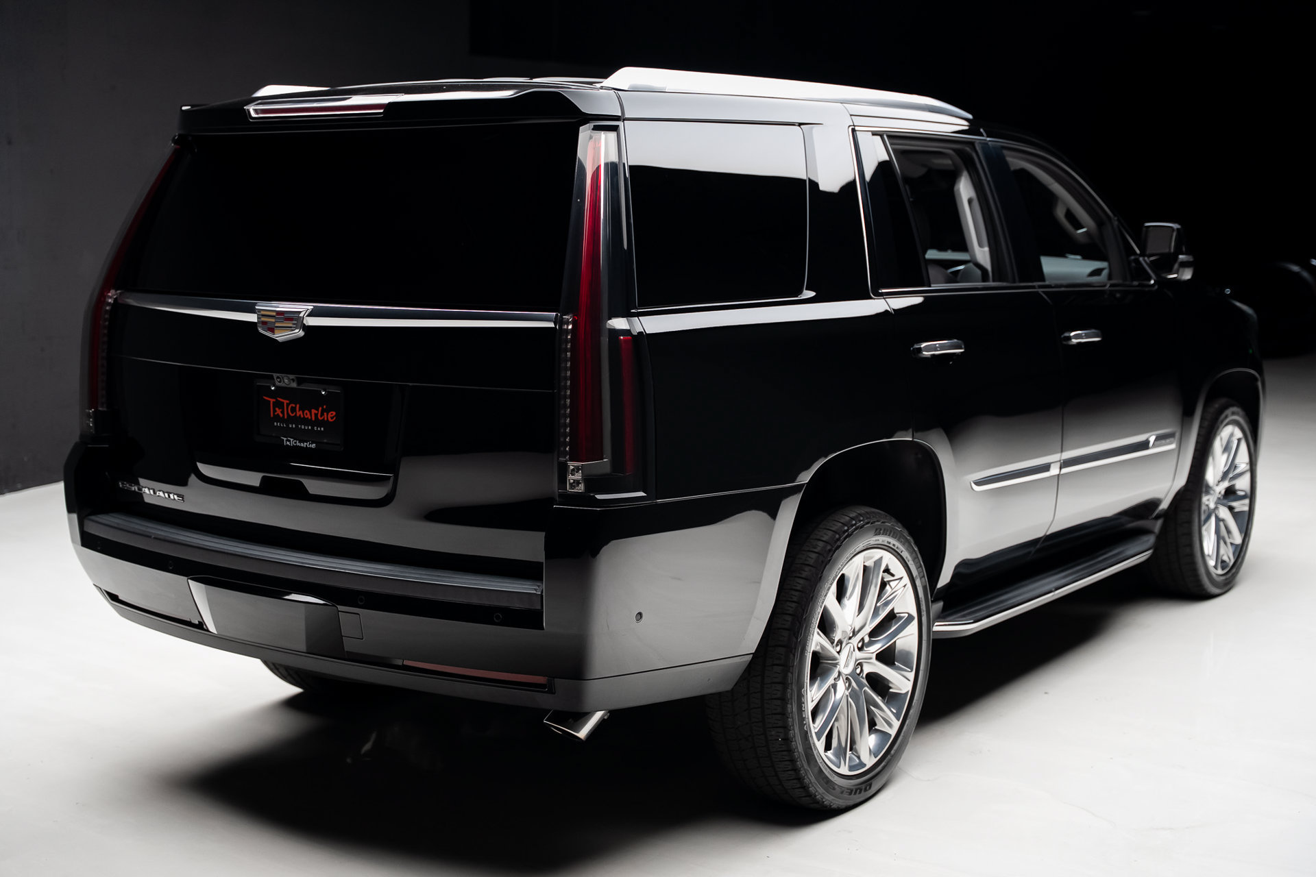 Used 2020 Cadillac Escalade Luxury RWD image 28