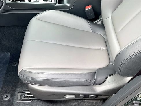 New 2026 Subaru Outback Premium AWD/4WD image 18