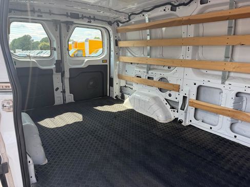 Used 2025 Ford Transit 250 Low Roof w/ Exterior Upgrade Package RWD image 24