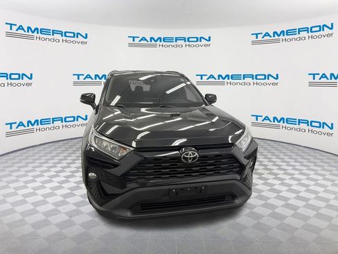 Used 2020 Toyota RAV4 XLE FWD image 8