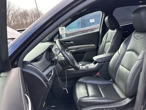 Used 2023 Cadillac XT4 Premium Luxury w/ Driver Assist Package image 5