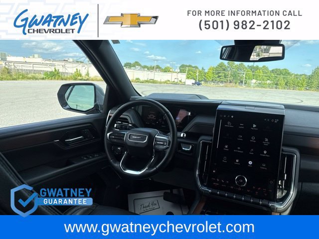 Used 2025 GMC Yukon Denali AWD/4WD image 29
