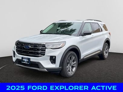 New 2025 Ford Explorer Active w/ Active Comfort Package