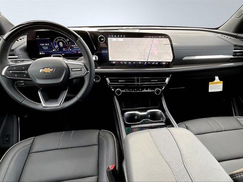 New 2026 Chevrolet Traverse High Country w/ LPO, Floor Liner Package image 5