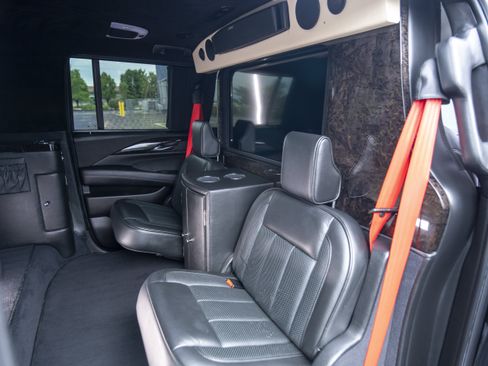 Used 2016 Cadillac Escalade ESV Premium AWD/4WD image 22