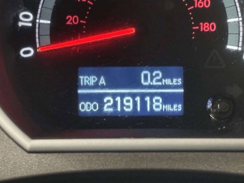 Used 2014 Toyota Sequoia Platinum image 50