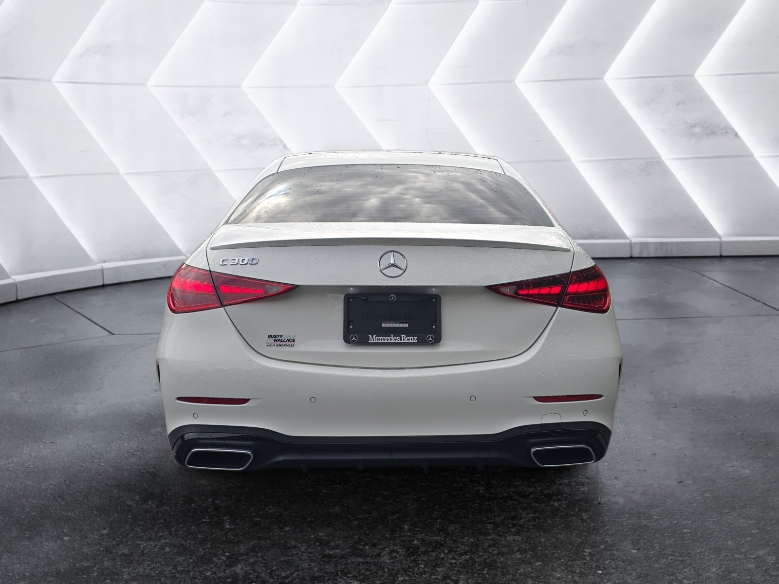 Used 2023 Mercedes-Benz C 300 Sedan image 4