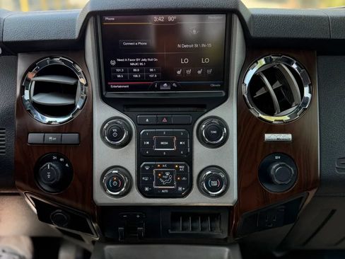 Used 2013 Ford F350 Lariat w/ Lariat Ultimate Pkg AWD/4WD image 14