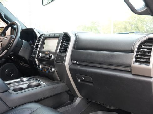 Used 2019 Ford Expedition Max XLT w/ Equipment Group 202A image 26