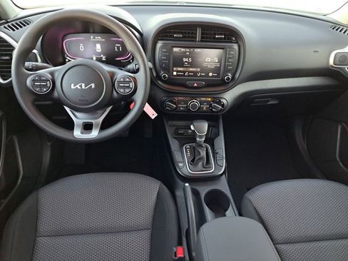 New 2025 Kia Soul LX image 19