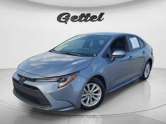 Used 2023 Toyota Corolla LE w/ LE Convenience Package FWD video 1