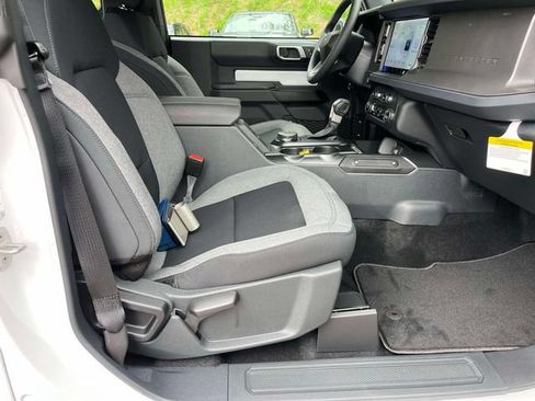 New 2026 Ford Bronco 2-Door w/ Sasquatch Package AWD/4WD image 18