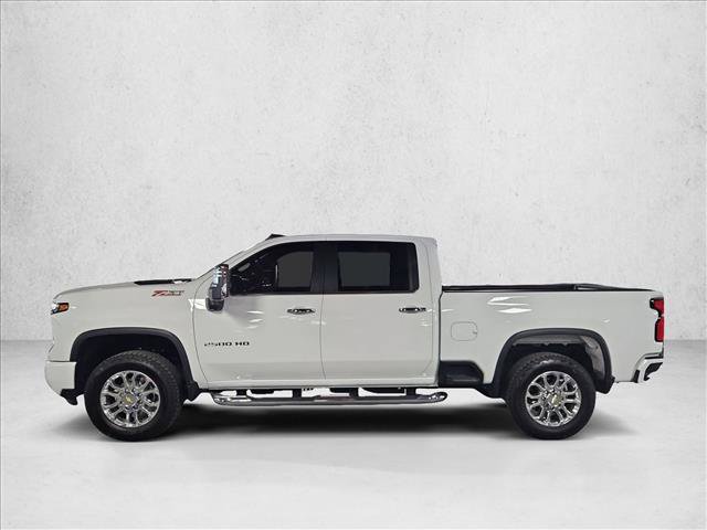 Used 2025 Chevrolet Silverado 2500 LT w/ Z71 Chrome Sport Edition AWD/4WD image 9