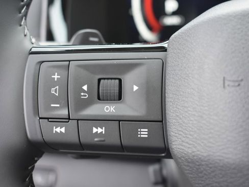 New 2026 Nissan Pathfinder Platinum image 22