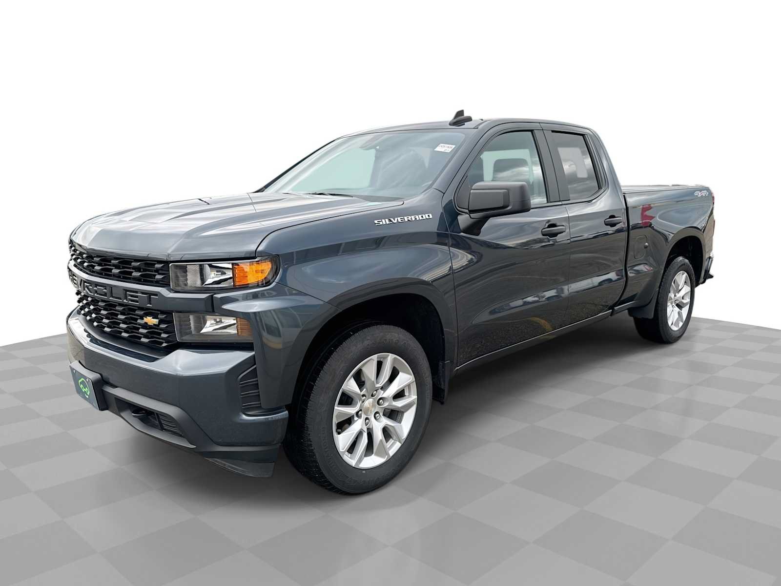 Used 2019 Chevrolet Silverado 1500 Custom w/ Custom Value Package AWD/4WD image 1