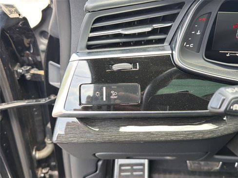 Used 2021 Audi RS Q8 w/ Luxury Package AWD/4WD image 13