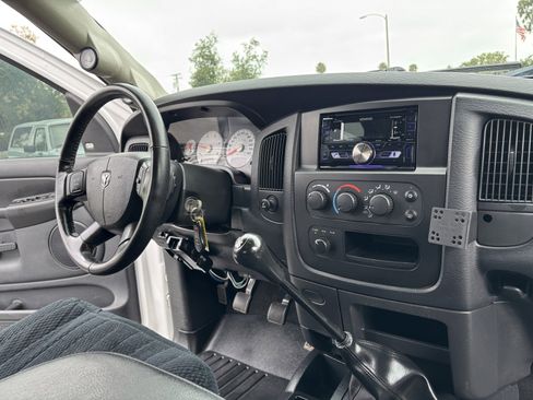 Used 2005 Dodge Ram 3500 Truck SLT w/ Off-Road Group AWD/4WD image 10