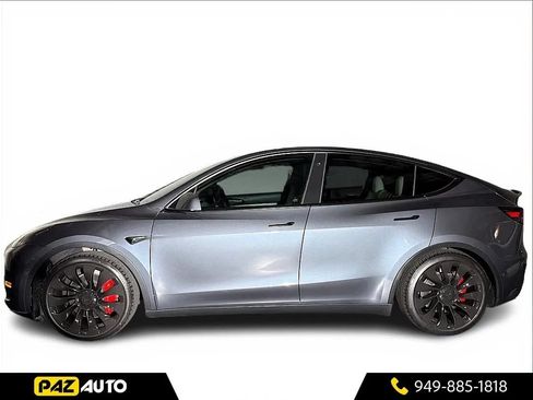 Used 2022 Tesla Model Y Performance AWD/4WD image 2