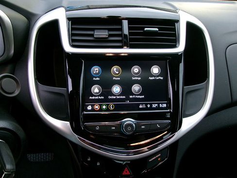 Used 2018 Chevrolet Sonic LT w/ RS Package image 16