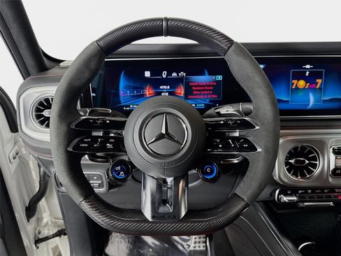 Used 2025 Mercedes-Benz G 63 AMG 4MATIC image 12