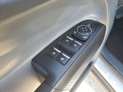 Used 2022 Ford Maverick XL image 25