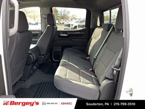 New 2026 GMC Sierra 1500 SLE w/ Preferred Package image 8
