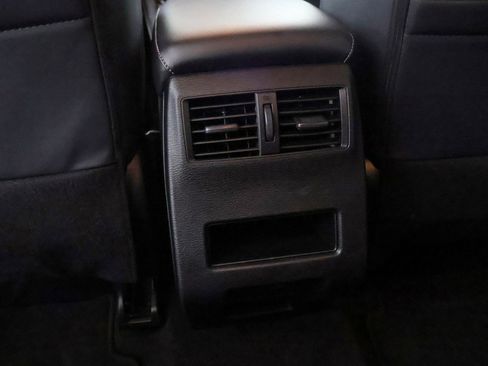 Used 2024 Mitsubishi Outlander SE Black Edition image 51