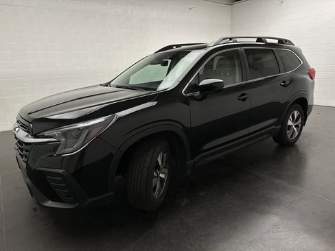 Certified 2025 Subaru Ascent Premium image 4