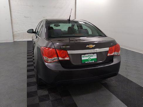Used 2014 Chevrolet Cruze LT w/ Technology Package FWD image 6