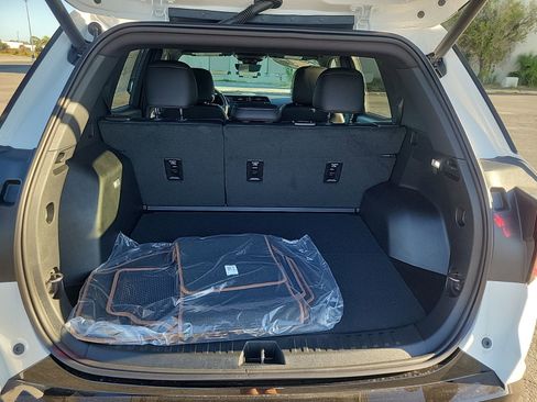 New 2026 GMC Terrain AT4 w/ Convenience Package III image 13