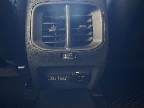 Used 2022 Jeep Cherokee Trailhawk w/ Comfort/Convenience Group image 25