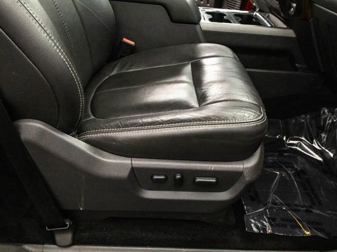 Used 2012 Ford F250 Lariat w/ Lariat Interior Pkg image 32
