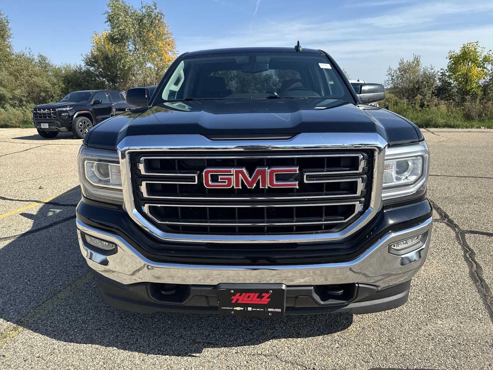 Used 2016 GMC Sierra 1500 SLE w/ SLE Value Package AWD/4WD image 2