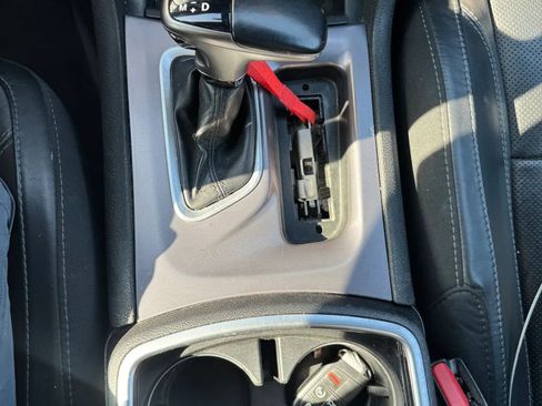 Used 2021 Dodge Charger SXT w/ Leather Interior Group RWD image 17