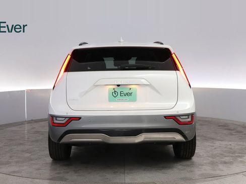 Used 2023 Kia Niro Wave FWD image 15
