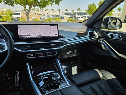 Used 2025 BMW X6 xDrive40i image 30