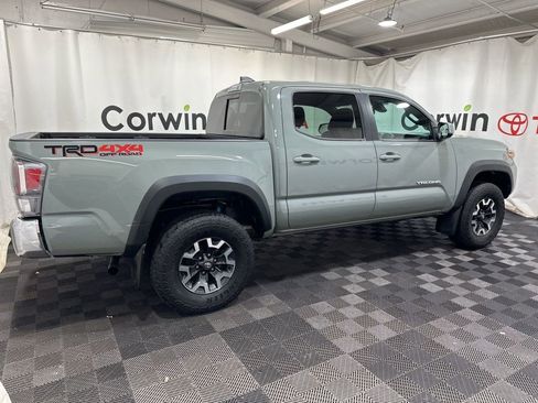Used 2023 Toyota Tacoma TRD Off-Road image 10