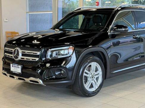 Used 2023 Mercedes-Benz GLB 250 4MATIC image 3