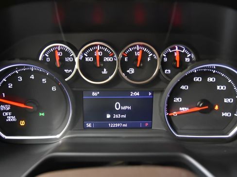 Used 2021 Chevrolet Tahoe LT w/ Luxury Package RWD image 22