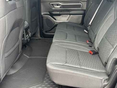 New 2026 RAM 1500 4x4 Crew Cab image 21