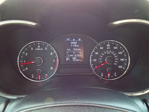 Used 2015 Kia Forte LX w/ Popular Package image 11