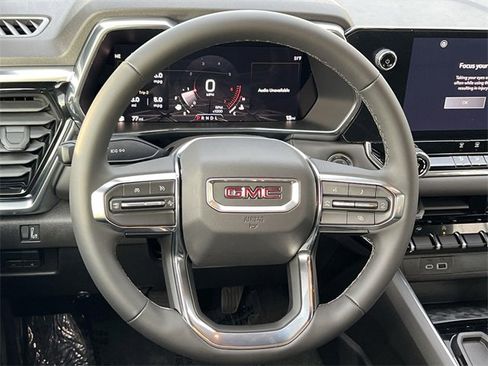 New 2026 GMC Canyon Elevation image 12