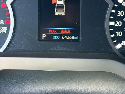 Used 2025 Toyota Tundra SR5 w/ SR5 Convenience Package RWD image 38