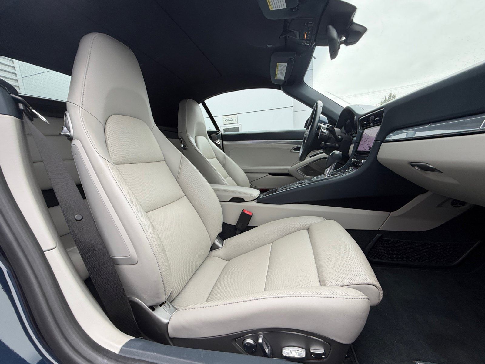 Used 2019 Porsche 911 Carrera 4S AWD/4WD image 22