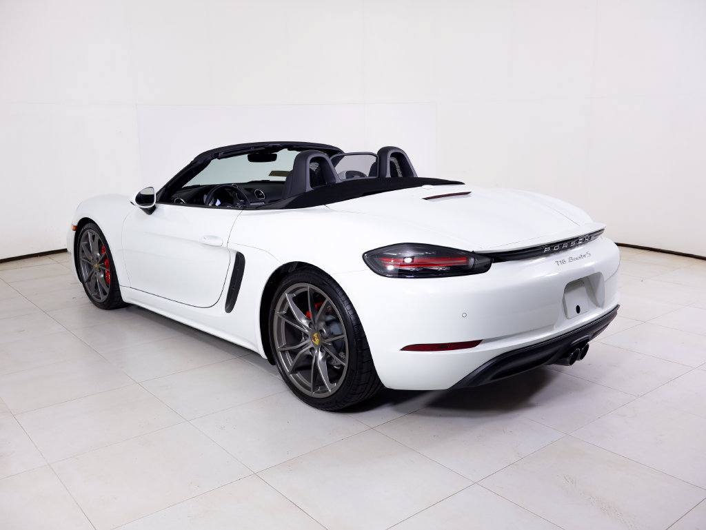 Used 2025 Porsche 718 Boxster S RWD image 3